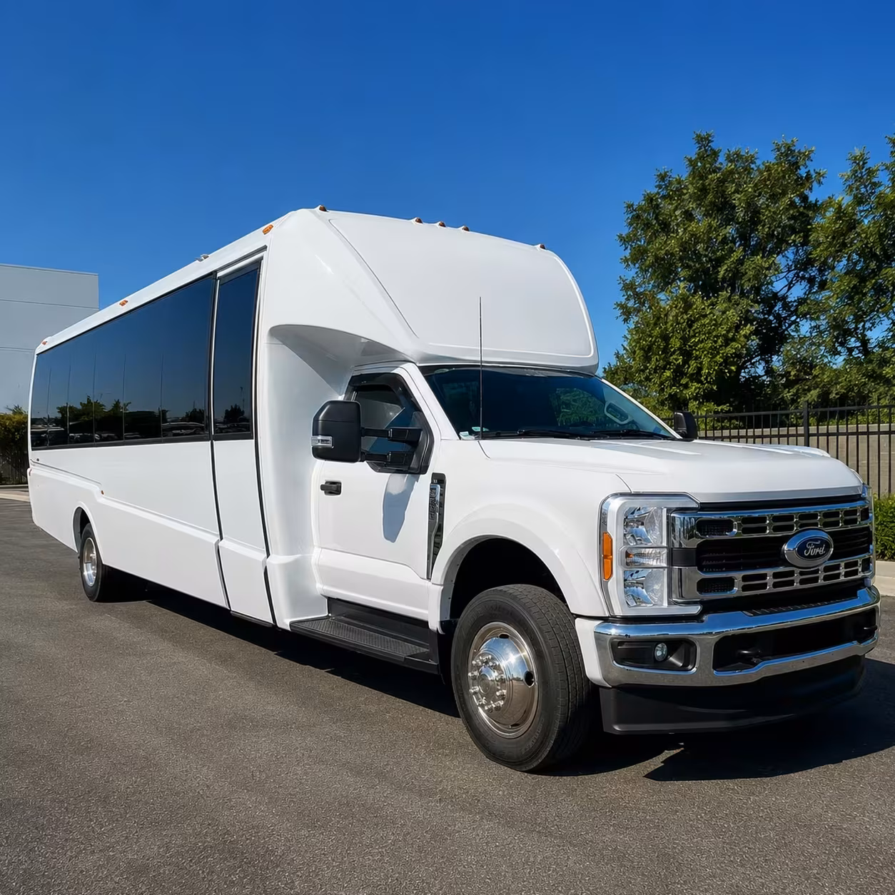 15 passenger minibus